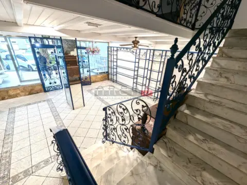 Local comercial en calle de la Villa de Foz, 1