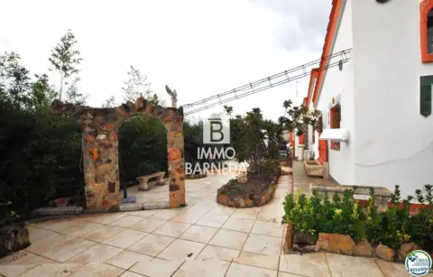 Chalet en calle Riera - La Almadrava, nº 15