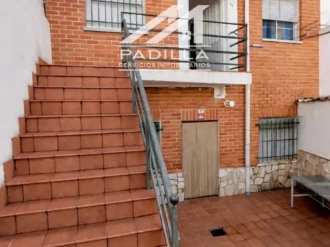 Casa adosada en Santa Cruz del Retamar