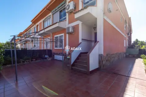 Casa pareada en Las Candelas