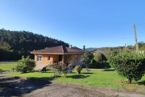 Casa en calle Crta. de Ruedes, nº 4055