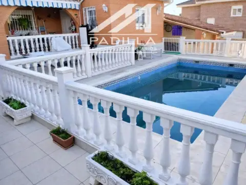 Chalet en Mentrida