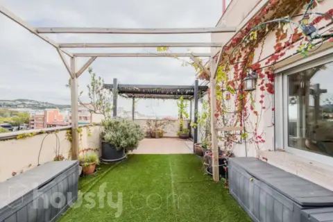 Piso en Avinguda de Prat de la Riba, nº .