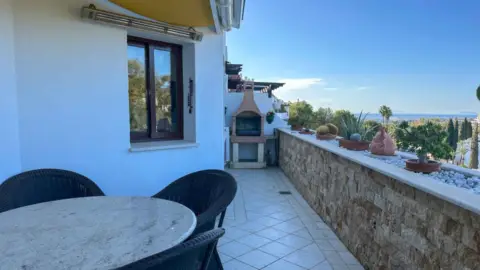Appartement-terrasse à Lomas de Marbella Club-Puente Romano