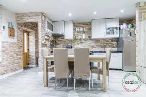 Casa en calle de Jorge Guillén, 87