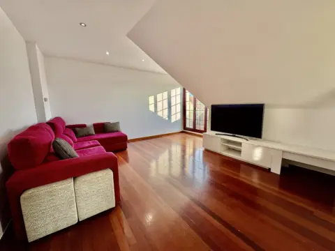 Piso en Barrio de la Sierra, 61