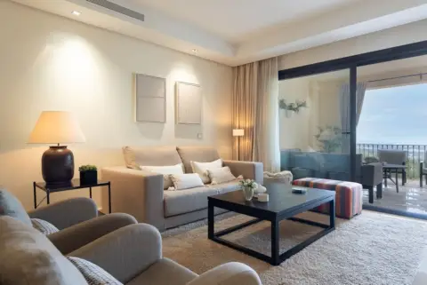 Piso en calle Benahavã?Â­S,Centro,Avenida de Andalucia