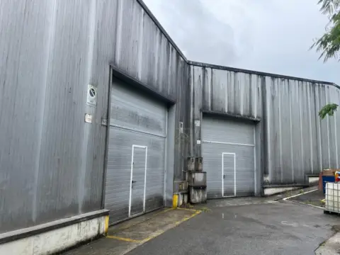 Nave industrial en Barrio de los Riegos