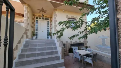 Casa en calle Vega del Molinero