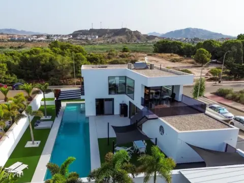 Chalet en Puerto Vera-Las Salinas