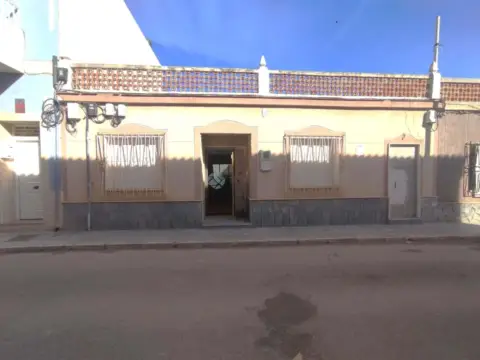 Casa en calle del Naranjo