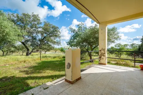 Casa pareada en calle Lg Viñas 137 Polígono 19, nº 137