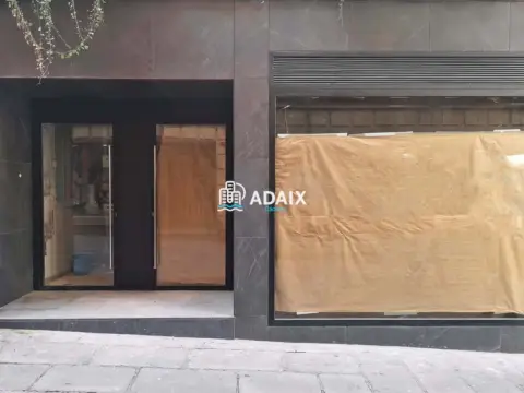 Local comercial en calle de los Pintores
