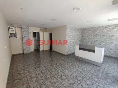 Local comercial en Carrer de la Lleialtat