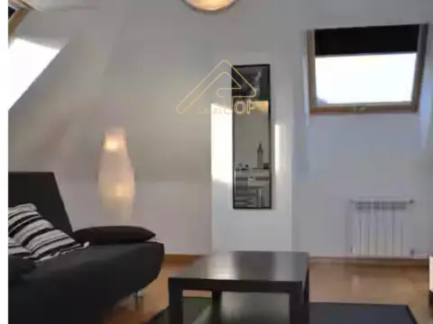 Ático en calle Santiago de Compostela