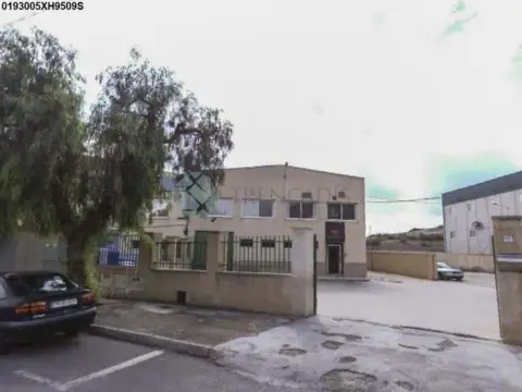 Almacén en Elda