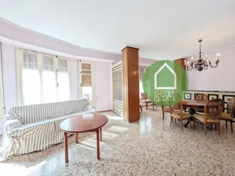 Piso en calle de Salamanca