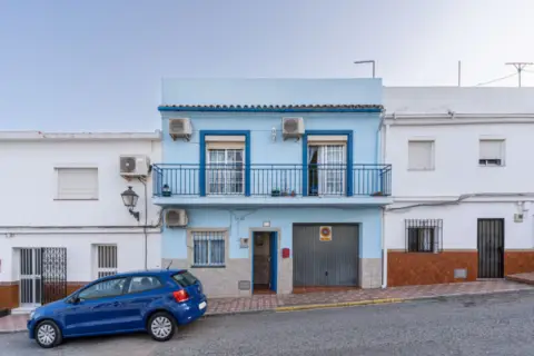 Casa adosada en Núcleo