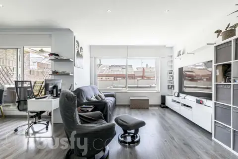 Ático en Avinguda de la Mare de Déu de Montserrat, nº .