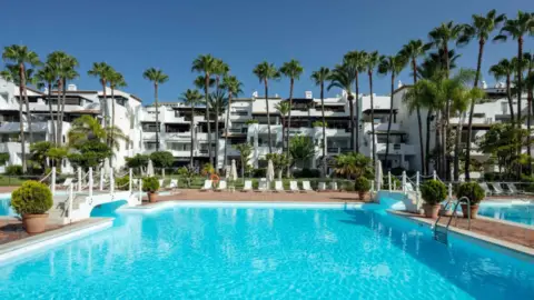 Apartamento en Lomas de Marbella Club-Puente Romano
