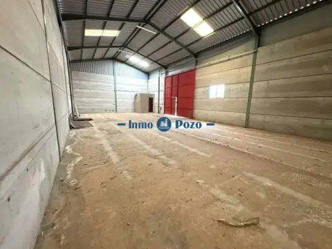 Nave industrial en Almendralejo