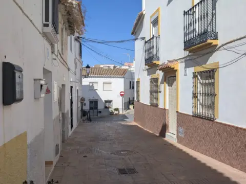 Casa adosada en Núcleo