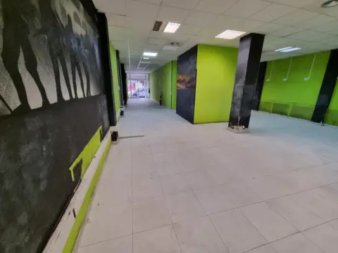 Local comercial en Centro