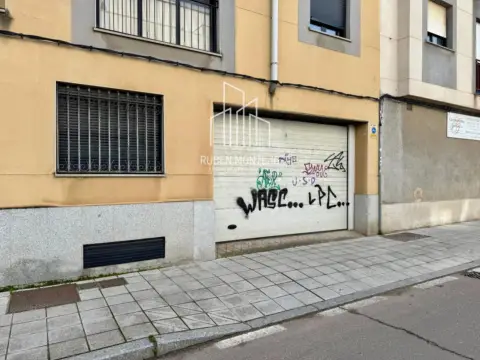 Garaje en calle de Calixto y Melibea