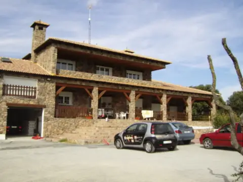Casa en Velayos