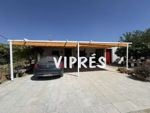 Finca rústica en Los Milagros-La Corchera