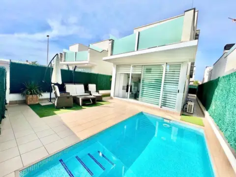 Chalet en San Pedro del Pinatar Pueblo