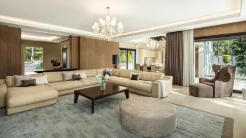 Chalet en Nueva Andalucía-Centro