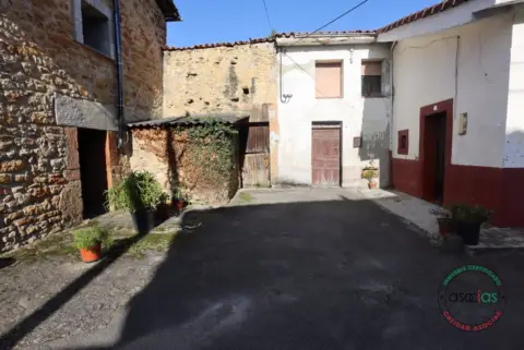 Casa en calle Las Cruces, nº 45