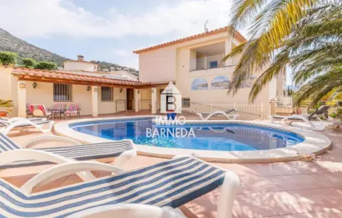 Chalet en Carrer de Castella, 5