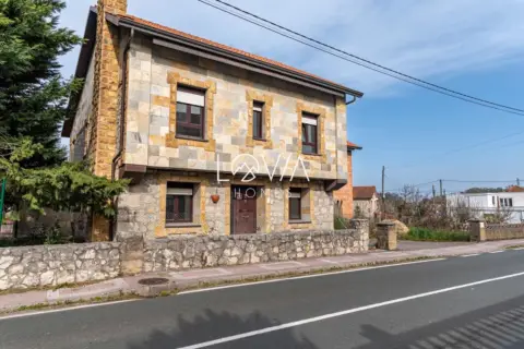 Chalet en calle Escobedo-Mijares, nº 16