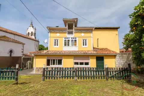 Casa en calle Lg Valduno, nº 26