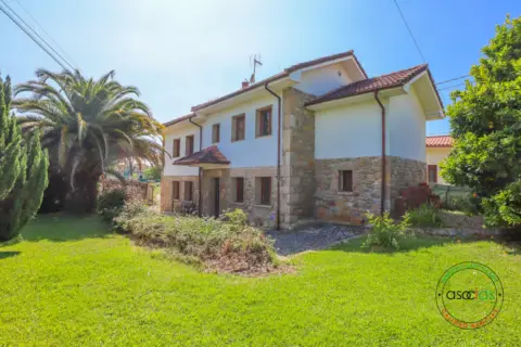 Casa en calle Mieres de Limanes, nº 5
