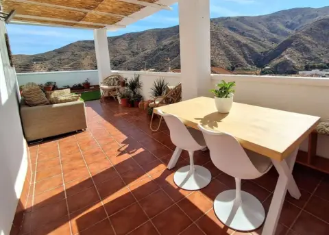 Ático en Albuñol