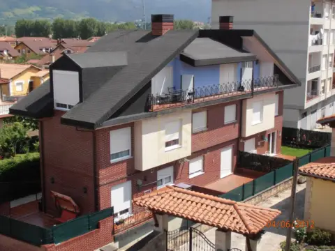 Casa en Los Corrales de Buelna