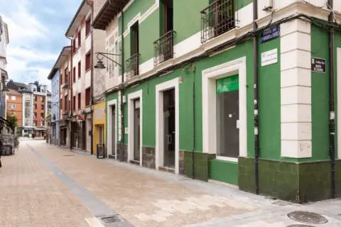 Casa en calle San Martin  de Lugones, nº 5