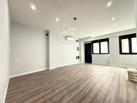 Apartamento en calle de los Guerrilleros