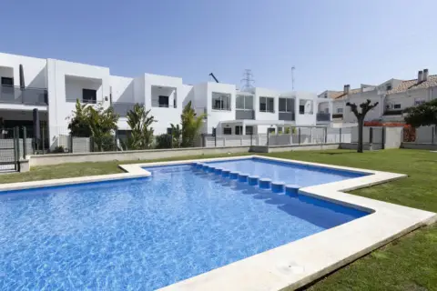 Casa adosada en San Antonio de Benagéber