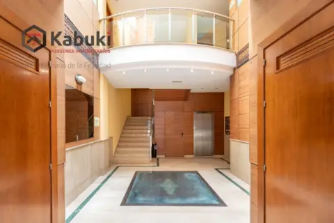 Oficina en calle Graham Bell