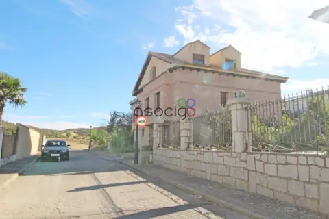 Chalet en Espinosa de Henares