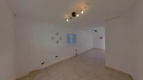 Piso en Llefià-Artigues