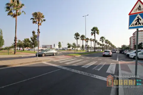 Piso en Nuevo Parque-Los Rosales-Tráfico Pesado