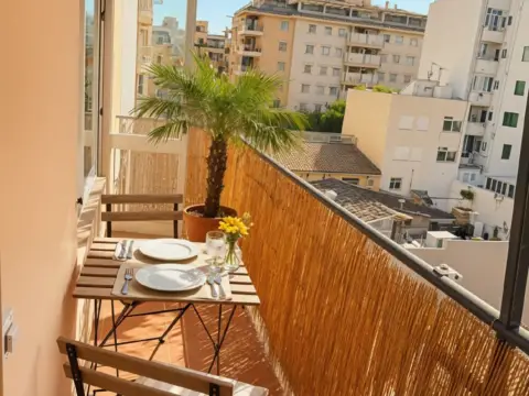 Piso en Carrer de Francesc Martí i Mora, nº Sin Informacion