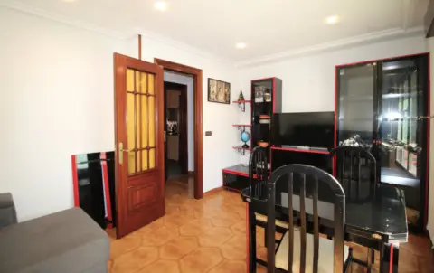 Piso en calle Valdefarrucos, nº 3