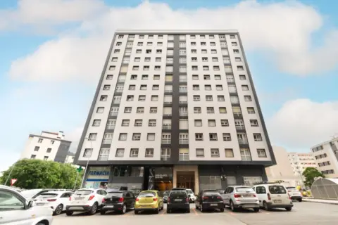 Piso en calle del Monasterio de Irache