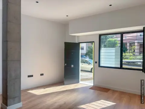 Piso en Bola de Oro